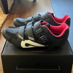 Peloton men’s cycling shoes, size 10.5/44